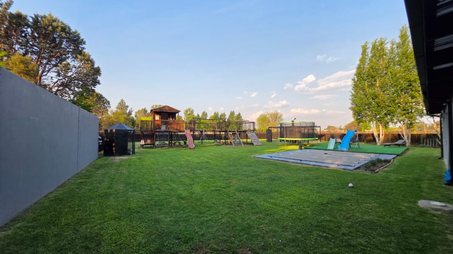 4 Bedroom Property for Sale in Roodewal Free State